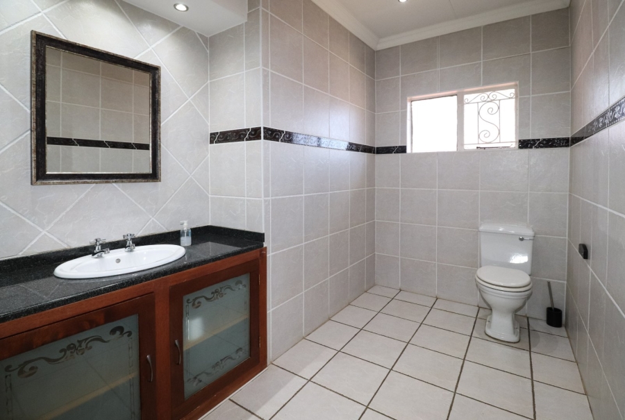 Commercial Property for Sale in Adamayview North West